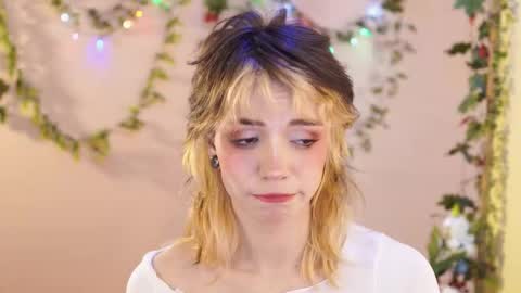 Snapshot of shiny_jail chatting on October 3, 2025, 7:11 pm JennyMira THANK YOU FOR 77 777 online show from October 3, 2025, 7:11 pm