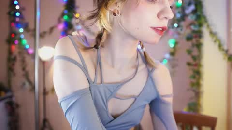 Snapshot of shiny_jail chatting on November 5, 2025, 1:05 am JennyMira THANK YOU FOR 77 777 online show from November 5, 2025, 1:05 am