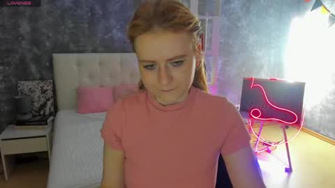 Snapshot of shiny_lisss chatting on May 5, 2026, 1:46 am Lisa online show from May 5, 2026, 1:46 am