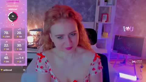 Snapshot of shiny_lisss chatting on May 23, 2026, 1:44 am Lisa online show from May 23, 2026, 1:44 am