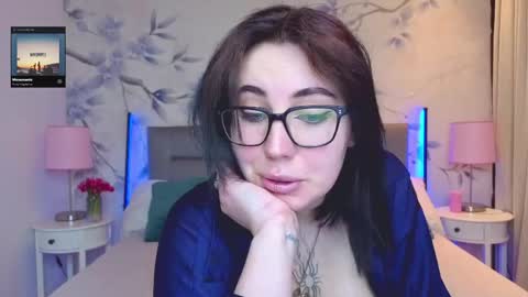 shiraazsh online show from April 21, 2026, 12:44 pm