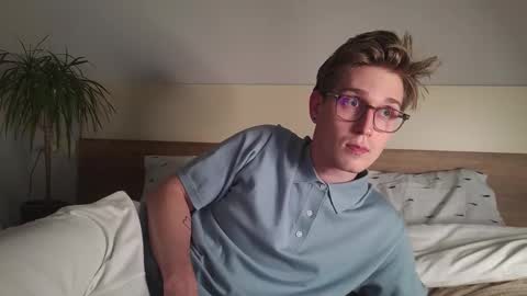 Matthew online show from November 23, 2025, 4:29 pm