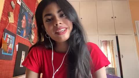 Snapshot of shirleendurrah chatting on April 12, 2026, 9:25 am Karin online show from April 12, 2026, 9:25 am