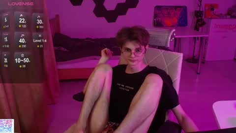 Snapshot of shiromy_ chatting on May 28, 2026, 7:22 pm shiromy_ online show from May 28, 2026, 7:22 pm
