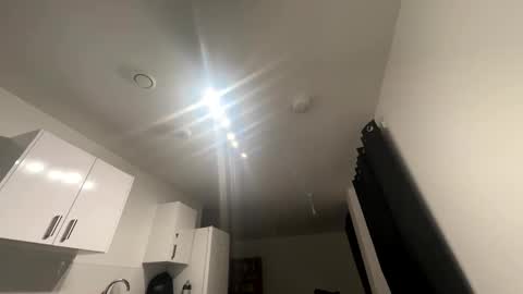 Shady online show from April 1, 2026, 10:07 pm