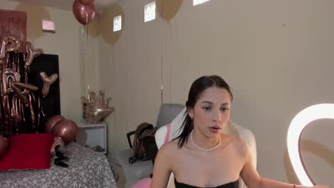  kendal  online show from February 10, 2025, 7:38 pm