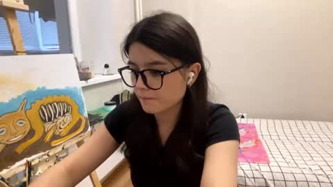 Snapshot of shontagrabowski chatting on July 4, 2026, 2:23 pm Marie online show from July 4, 2026, 2:23 pm