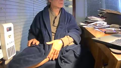 nikolas send dm for an appointment online show from December 18, 2024, 3:37 am