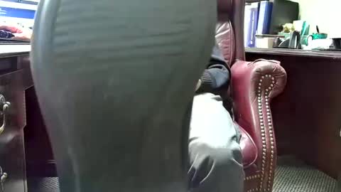 nikolas send dm for an appointment online show from January 9, 2025, 10:09 pm