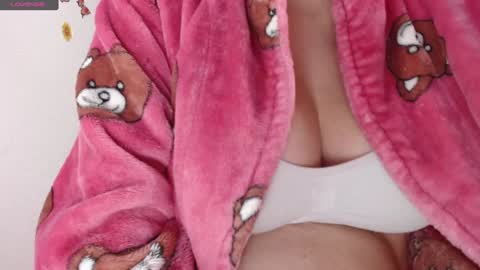 lamai online show from January 20, 2025, 2:32 am