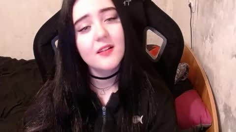 show_for_you online show from December 3, 2024, 2:05 pm