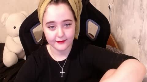 show_for_you online show from December 18, 2024, 5:00 pm