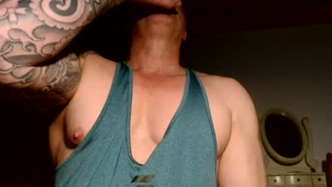 Snapshot of show_on_for_you chatting on July 4, 2026, 7:09 pm show_on_for_you online show from July 4, 2026, 7:09 pm