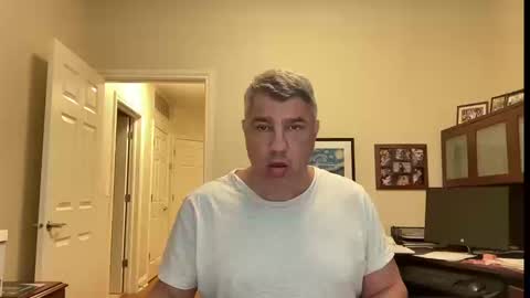 Chicago Guy online show from September 20, 2025, 10:00 pm