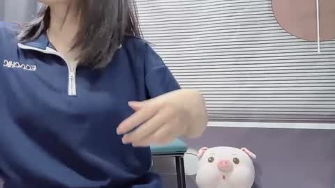Hua yi online show from June 9, 2026, 1:28 am