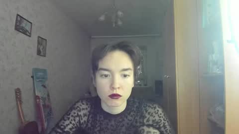 shtuchka2000 online show from November 28, 2025, 8:55 pm