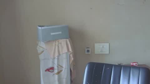 shubhamkhandelwal123 online show from October 1, 2025, 7:58 am