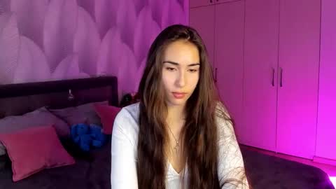 Mika online show from October 21, 2025, 1:39 am