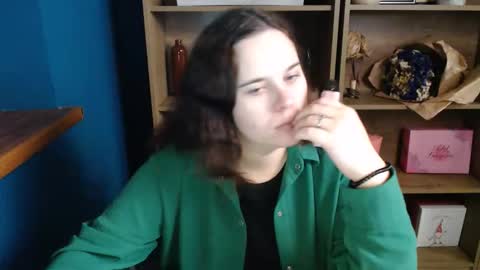 Snapshot of shy_lil chatting on October 16, 2025, 8:04 am shy_lil online show from October 16, 2025, 8:04 am