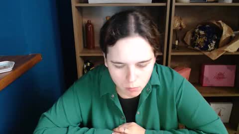 Snapshot of shy_lil chatting on October 19, 2025, 3:34 pm shy_lil online show from October 19, 2025, 3:34 pm