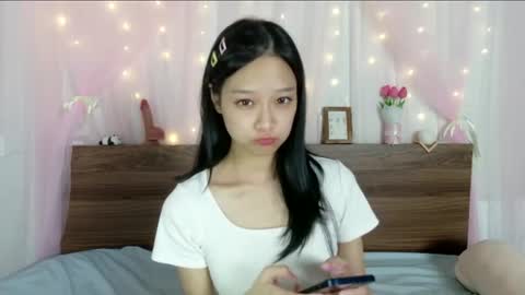 Snapshot of shy_pink_doll chatting on August 4, 2026, 1:20 am shy_pink_doll online show from August 4, 2026, 1:20 am