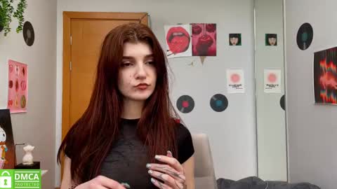 Snapshot of shybella_girl chatting on February 13, 2025, 8:27 am Bella online show from February 13, 2025, 8:27 am