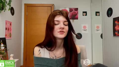 Snapshot of shybella_girl chatting on February 26, 2025, 10:15 am Bella online show from February 26, 2025, 10:15 am