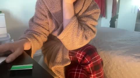 shyboy0533 online show from November 1, 2025, 7:54 am