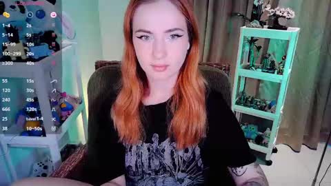 Snapshot of shyfoxxxy chatting on May 20, 2026, 7:47 am Effie online show from May 20, 2026, 7:47 am