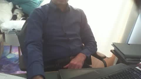 shyfrenchcock online show from December 1, 2025, 2:33 pm