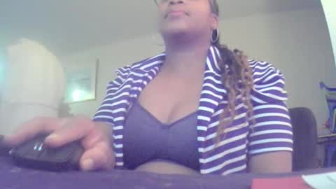 shygirl814804 online show from November 15, 2025, 1:36 am