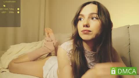 Mary online show from April 17, 2026, 7:39 pm