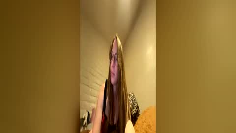 Snapshot of shyrollergrl chatting on June 28, 2026, 5:57 am shyrollergrl online show from June 28, 2026, 5:57 am