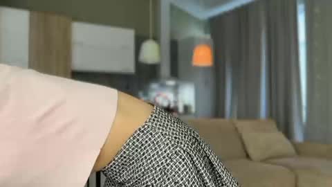 Snapshot of shyrubate chatting on October 27, 2025, 6:06 am Aurora online show from October 27, 2025, 6:06 am