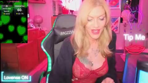 shytrans_uk online show from April 6, 2026, 10:00 pm