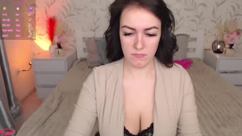 Mila  online show from March 8, 2026, 9:18 pm