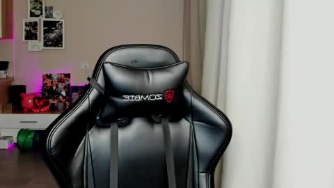 SIA online show from November 23, 2025, 1:49 am