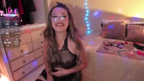 SIa  online show from October 28, 2025, 10:34 pm