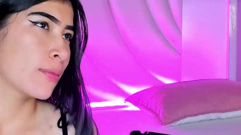 Siara and Zoe tattoo online show from May 15, 2026, 11:34 pm
