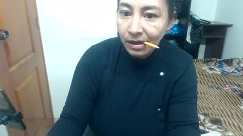 Snapshot of siblley chatting on February 14, 2025, 10:58 pm sara online show from February 14, 2025, 10:58 pm