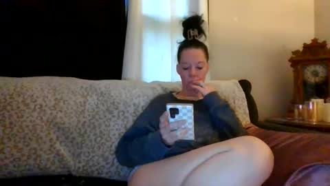 Snapshot of sidneyraee chatting on June 8, 2026, 1:44 pm Mrs. St. Patrickk online show from June 8, 2026, 1:44 pm