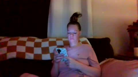 Snapshot of sidneyraee chatting on June 14, 2026, 2:24 am Mrs. St. Patrickk online show from June 14, 2026, 2:24 am