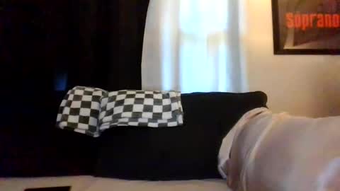 Snapshot of sidneyraee chatting on July 8, 2026, 7:18 pm Mrs. St. Patrickk online show from July 8, 2026, 7:18 pm