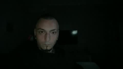 sidvicious23cm online show from March 18, 2026, 10:24 pm