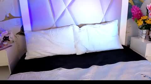 Sienna Desieree online show from April 18, 2026, 2:10 pm