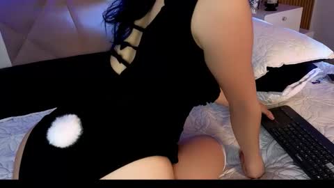 Sienna Desieree online show from April 18, 2026, 7:07 pm