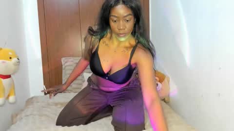 Snapshot of sierra_violet chatting on March 8, 2026, 11:58 am sierra_violet online show from March 8, 2026, 11:58 am