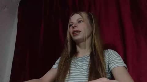 JULIANA online show from March 8, 2026, 8:12 pm