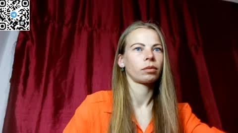 JULIANA online show from April 9, 2026, 7:52 pm