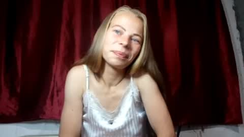 Snapshot of silentpassion567 chatting on July 26, 2026, 12:30 am JULIANA online show from July 26, 2026, 12:30 am